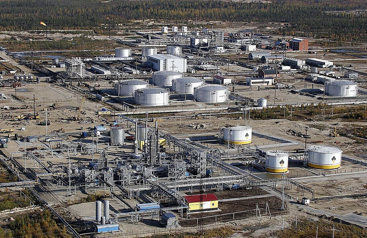Les forces ukrainiennes déclarent une nouvelle attaque contre le pipeline Droujba, arrêtant les livraisons de pétrole russe à la Hongrie