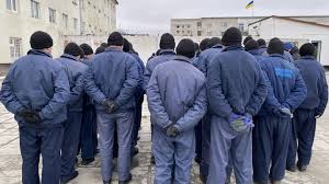 L’échange de prisonniers entre la Russie et l’Ukraine : une tragédie des forces militaires ukrainiennes